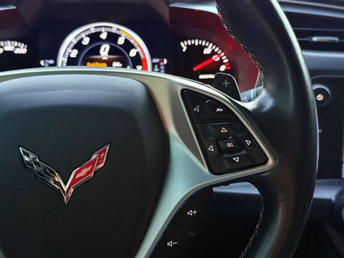 Used 2017 Chevrolet Corvette Stingray Coupe w/ Carbon Flash Badge Package image 27