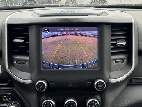 Used 2021 RAM 1500 Big Horn image 4