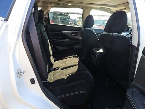 Used 2019 Nissan Murano SV AWD/4WD image 9