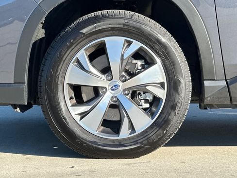 Used 2025 Subaru Ascent Premium w/ Premium Package image 26