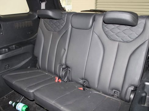 Used 2022 Hyundai Palisade Calligraphy image 19