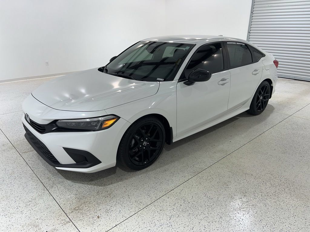 Used 2024 Honda Civic Sport image 1