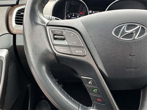 Used 2018 Hyundai Santa Fe Sport image 15