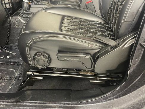 Used 2021 Jeep Wrangler Unlimited Sport image 23