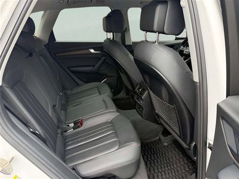 Used 2021 Audi Q5 2.0T Premium AWD/4WD image 21