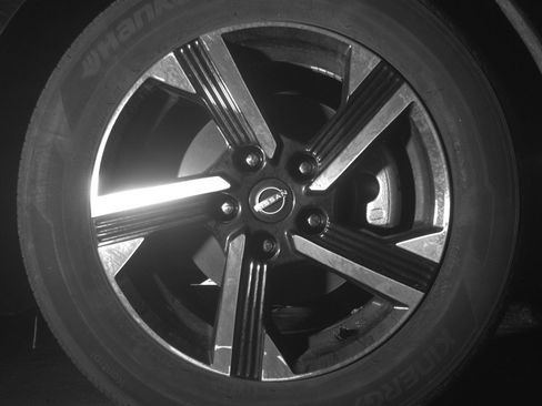 Used 2025 Nissan Sentra SV FWD image 12