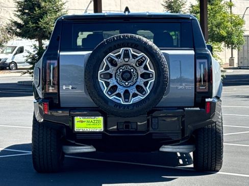 Used 2025 GMC Hummer EV 3X AWD/4WD image 12