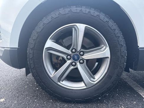 Certified 2020 Ford Edge SEL w/ Convenience Package image 9