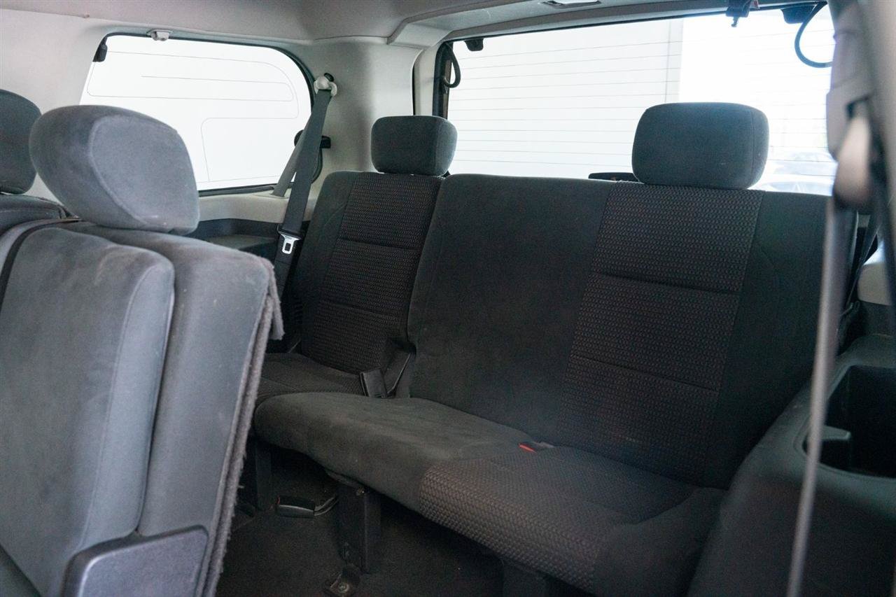 Used 2010 Nissan Armada SE AWD/4WD image 18