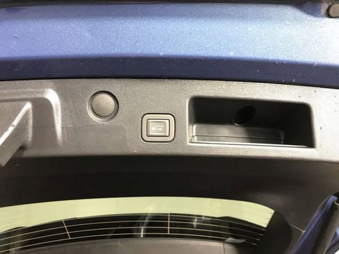 New 2026 Chevrolet Equinox LT w/ Convenience Package II image 15