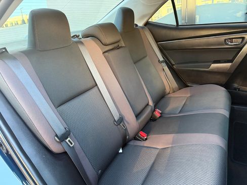 Used 2018 Toyota Corolla XLE image 22