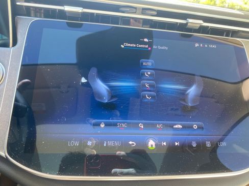 New 2026 Mercedes-Benz E 350 4MATIC Sedan image 18