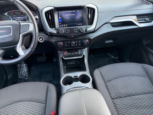 Used 2020 GMC Terrain SLE w/ Driver Convenience Package image 6