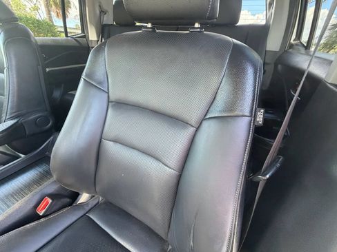 Used 2017 Honda Ridgeline RTL-T image 39