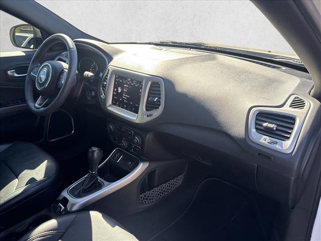Used 2021 Jeep Compass Latitude FWD image 27