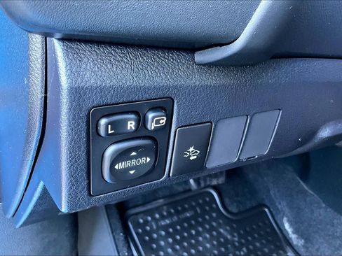 Used 2018 Toyota Corolla iM w/ All-Weather Mat Package FWD image 32