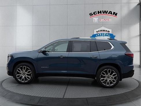 Used 2026 GMC Acadia Denali Ultimate w/ LPO, Floor Liner Package AWD/4WD image 7