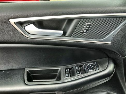 Used 2024 Ford Edge SEL w/ Convenience Package image 13