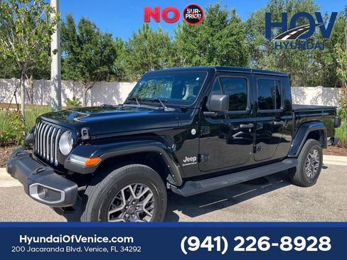 Used 2023 Jeep Gladiator Overland w/ Popular Equipment Package AWD/4WD image 3
