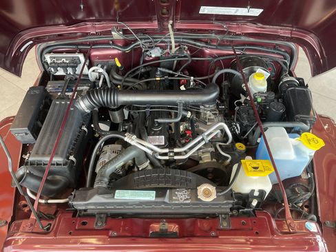 Used 2002 Jeep Wrangler Sahara image 29