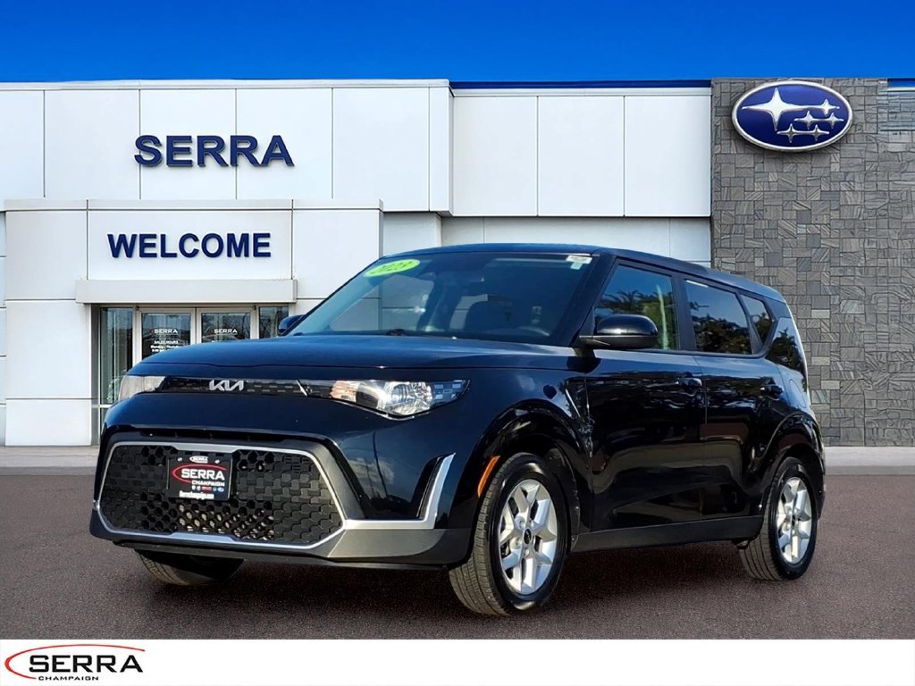 Used 2023 Kia Soul S FWD image 1