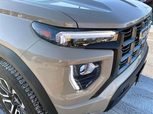 Used 2024 GMC Canyon AT4 w/ AT4 Premium Package image 31