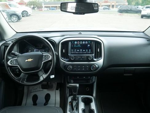 Used 2018 Chevrolet Colorado LT AWD/4WD image 4