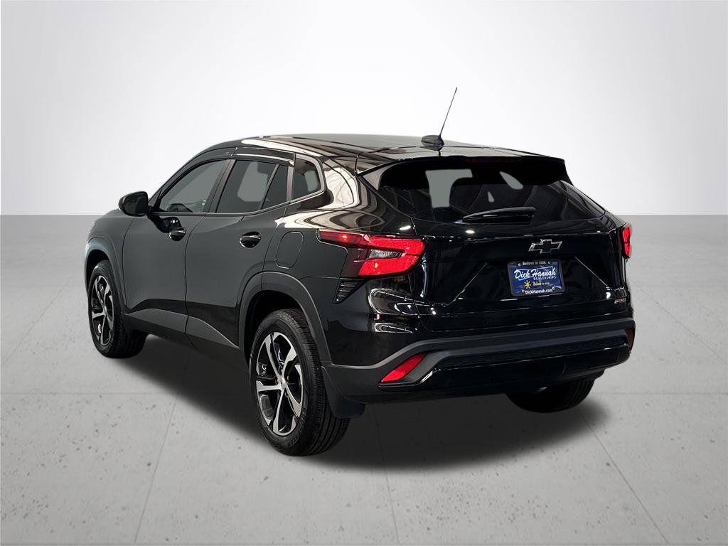 Certified 2025 Chevrolet Trax RS w/ Driver Confidence Package FWD image 14