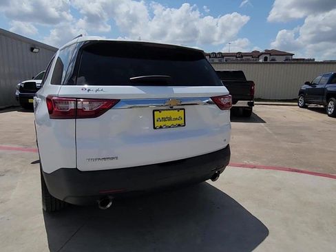 Certified 2019 Chevrolet Traverse LT FWD image 23