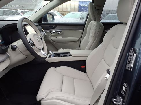 New 2026 Volvo XC90 B6 Ultra w/ Protection Package Premier AWD/4WD image 19