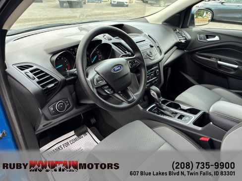 Used 2018 Ford Escape SE FWD image 12
