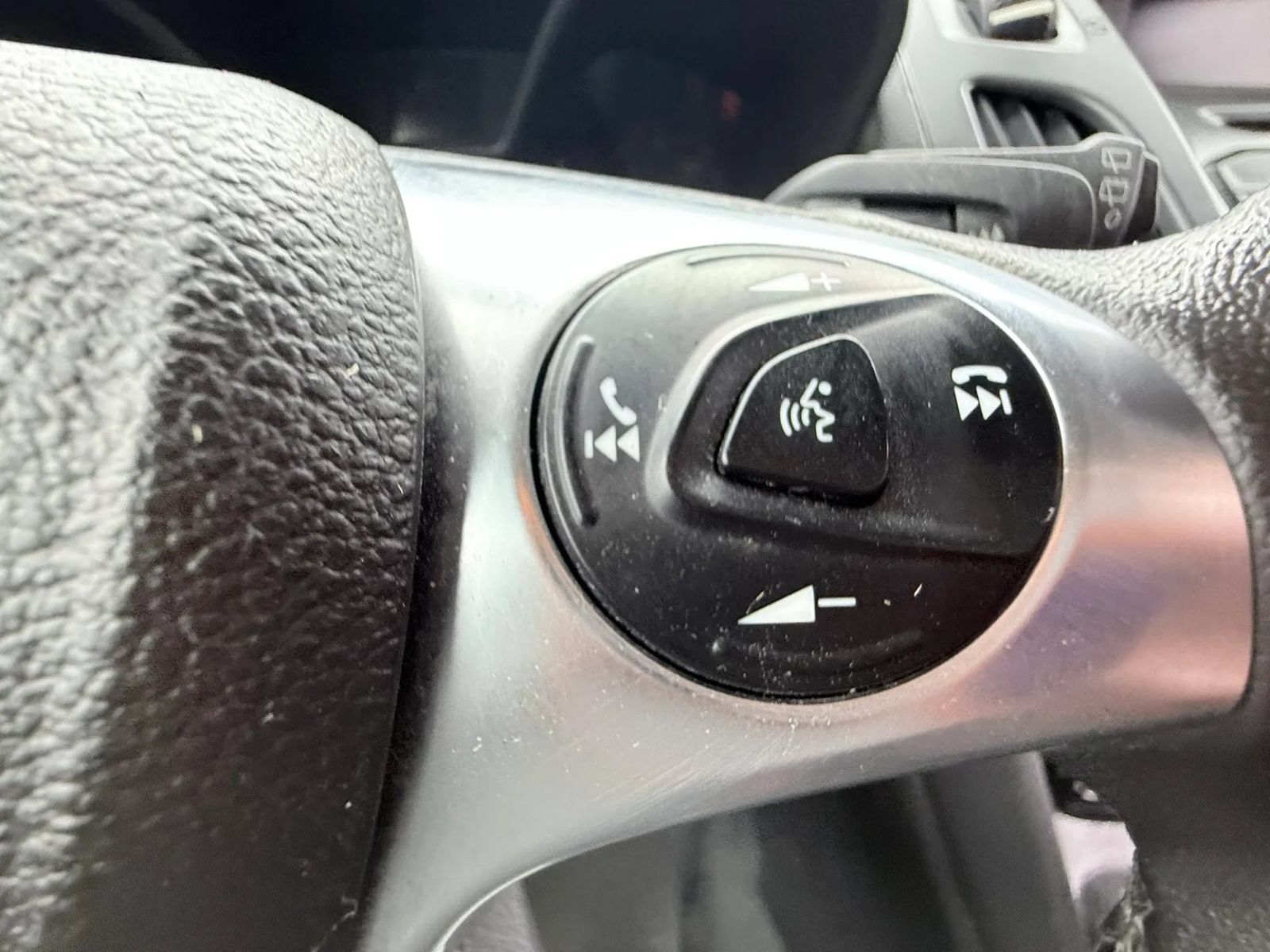 Used 2016 Ford Transit Connect XL FWD image 16
