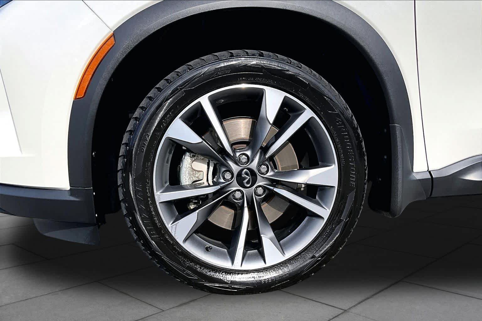 Used 2025 INFINITI QX60 Luxe w/ Vision Package AWD/4WD image 10