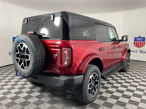 New 2026 Ford Bronco Outer Banks AWD/4WD image 3