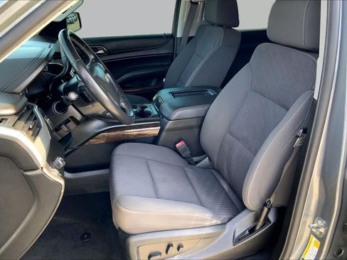 Used 2018 Chevrolet Tahoe LS RWD image 8