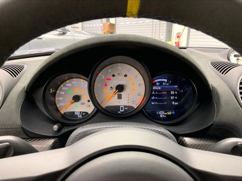 Used 2025 Porsche 718 Cayman GT4 RS image 22