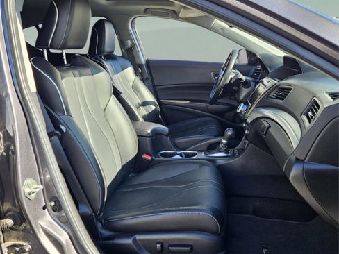 Used 2019 Acura ILX w/ Premium Package image 11