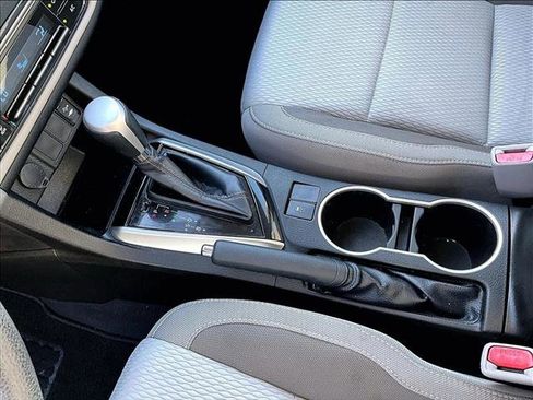 Used 2019 Toyota Corolla LE image 15