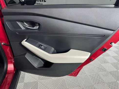 Used 2025 Honda Accord SE image 36