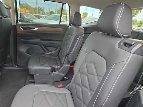 New 2026 Volkswagen Atlas SE FWD image 14