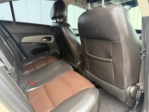 Used 2013 Chevrolet Cruze LT FWD image 21