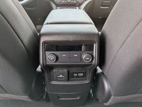 Certified 2023 GMC Acadia SLE w/ Driver Convenience Package FWD image 20