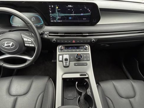 Used 2025 Hyundai Palisade SEL AWD/4WD image 15