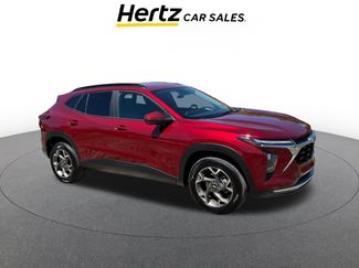 Used 2025 Chevrolet Trax LT w/ LT Convenience Package video 1