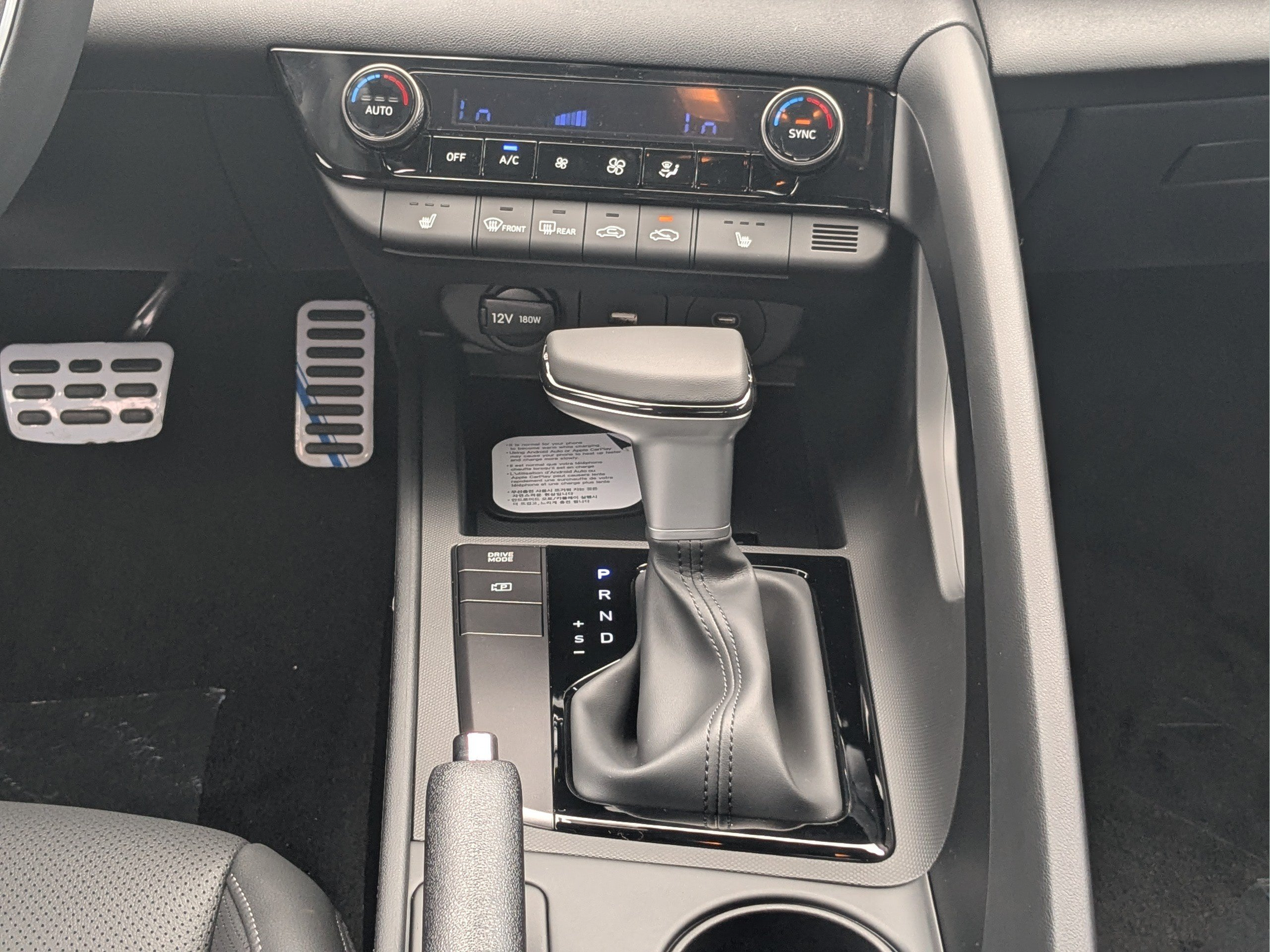 New 2026 Hyundai Elantra SEL Sport FWD image 21