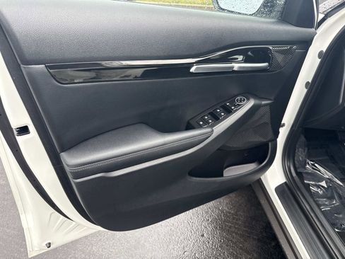 Used 2025 Kia Seltos S image 17
