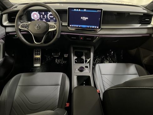 New 2026 Volkswagen Tiguan SE R-Line AWD/4WD image 26
