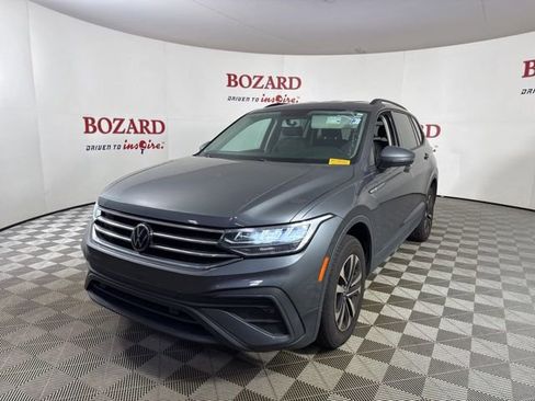 Used 2022 Volkswagen Tiguan S image 4