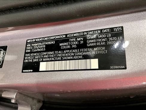 New 2026 Volvo XC60 B5 Core w/ Protection Package Premier AWD/4WD image 9