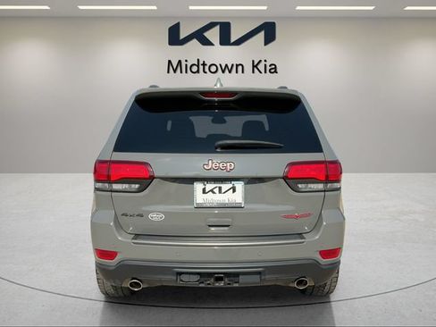 Used 2021 Jeep Grand Cherokee Trailhawk w/ Trailhawk Luxury Group AWD/4WD image 4